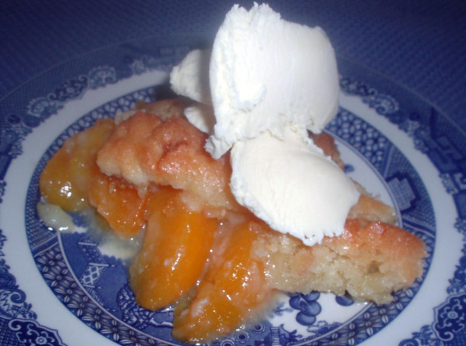 Laura Young's Sweet Peach Cobbler