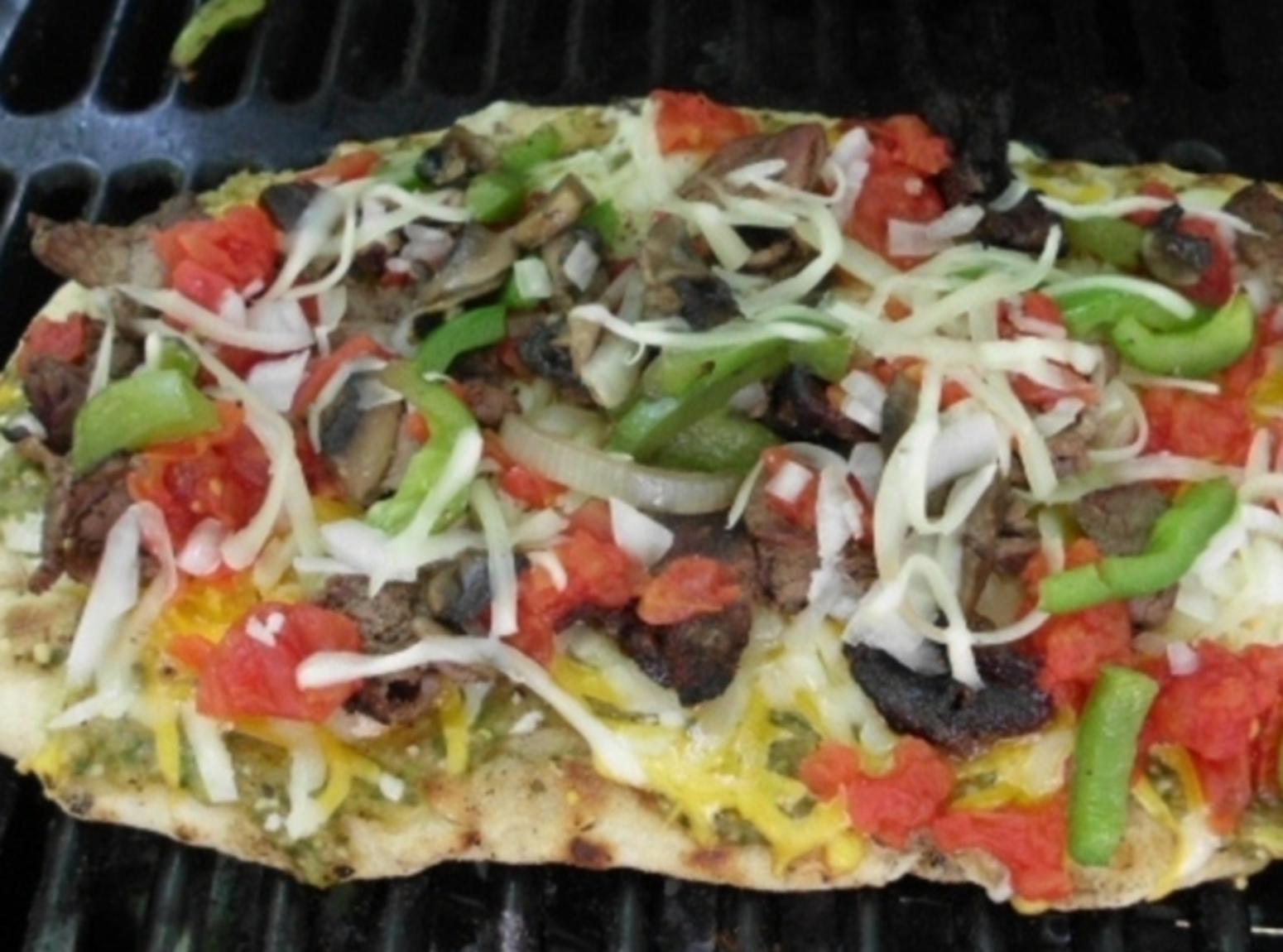 Grilled Mexican Pizza!