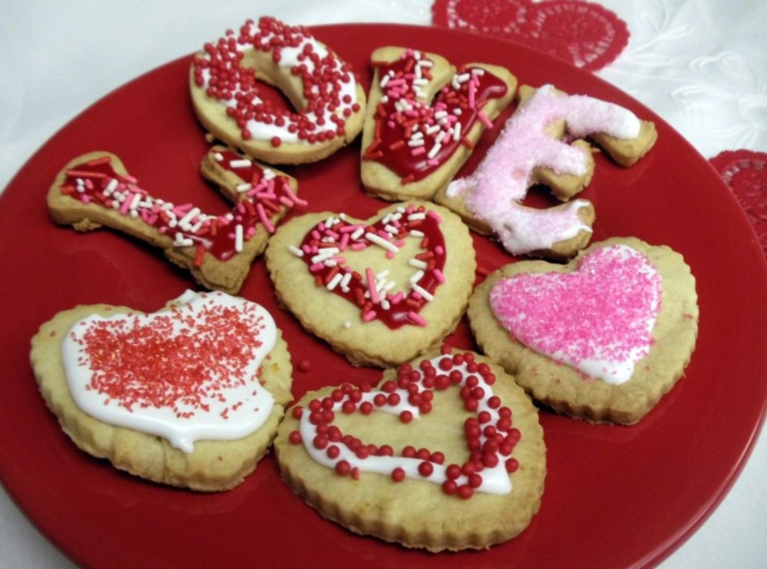 Fall in Love w/ Valentine Sugar Cookies