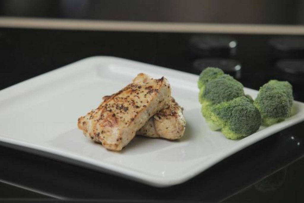 How to Brown Chicken Just A Pinch