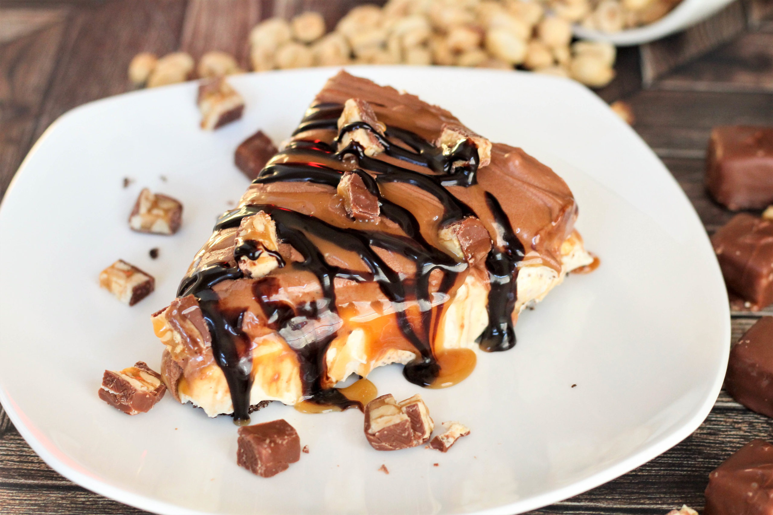 no-bake snickers cheesecake